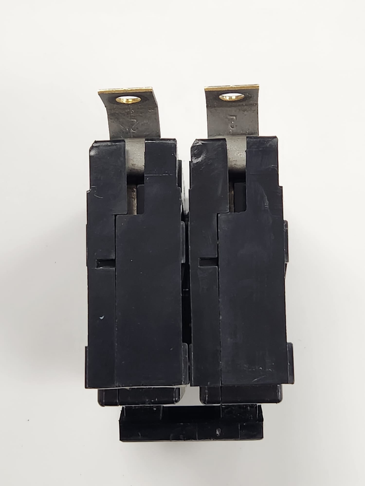BR2100 eaton breaker used
